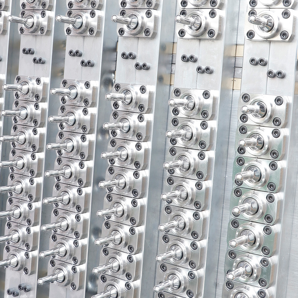High-Cavitation Hot Runner Balancing: How Advanced Melt Distribution Enables 180+ Cavity Molds