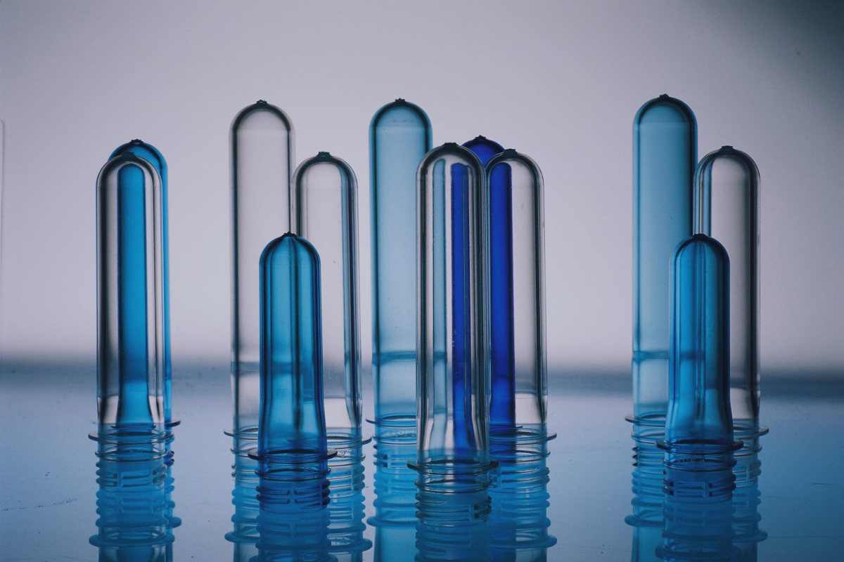 Pet-preforms-_-A-perfect-bottle-starts-with-perfect-materials_1200x800_acf_cropped2.jpg